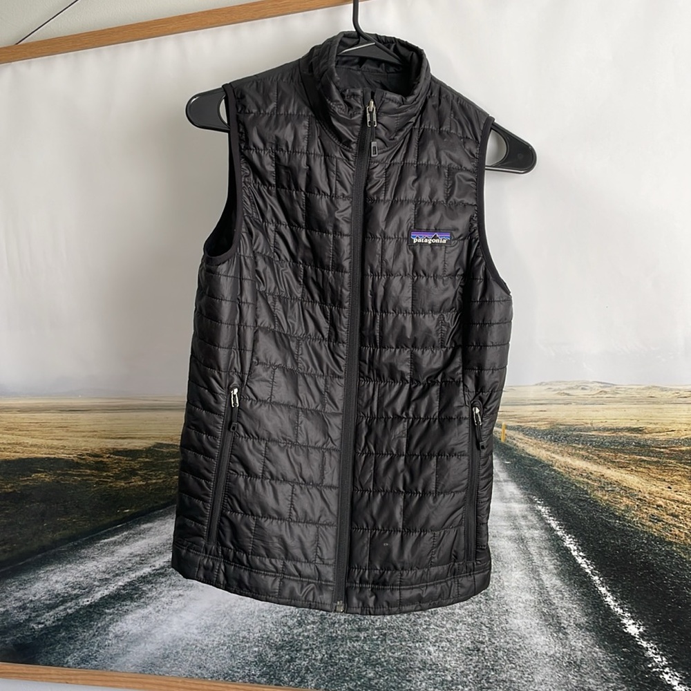 Black Patagonia Nano Puff vest